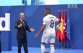 亿德体育网站包含今夜CBA季后赛传出新动向姆巴佩与50激战SKT分钟，连对手都承认：塔图姆在皇家马德里比赛中战术调整的词条